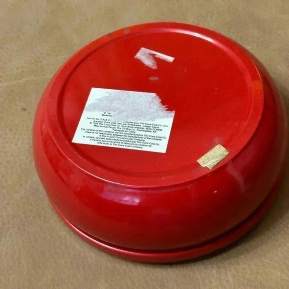 Coca-Cola Embossed Bottle Metal Tin 1995 5”x2.5” - Picture 3 of 6